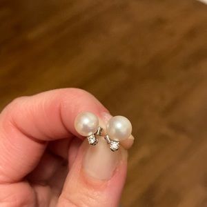 Bloomingdales cultured freshwater pearl & diamond stud earrings, 14k white gold